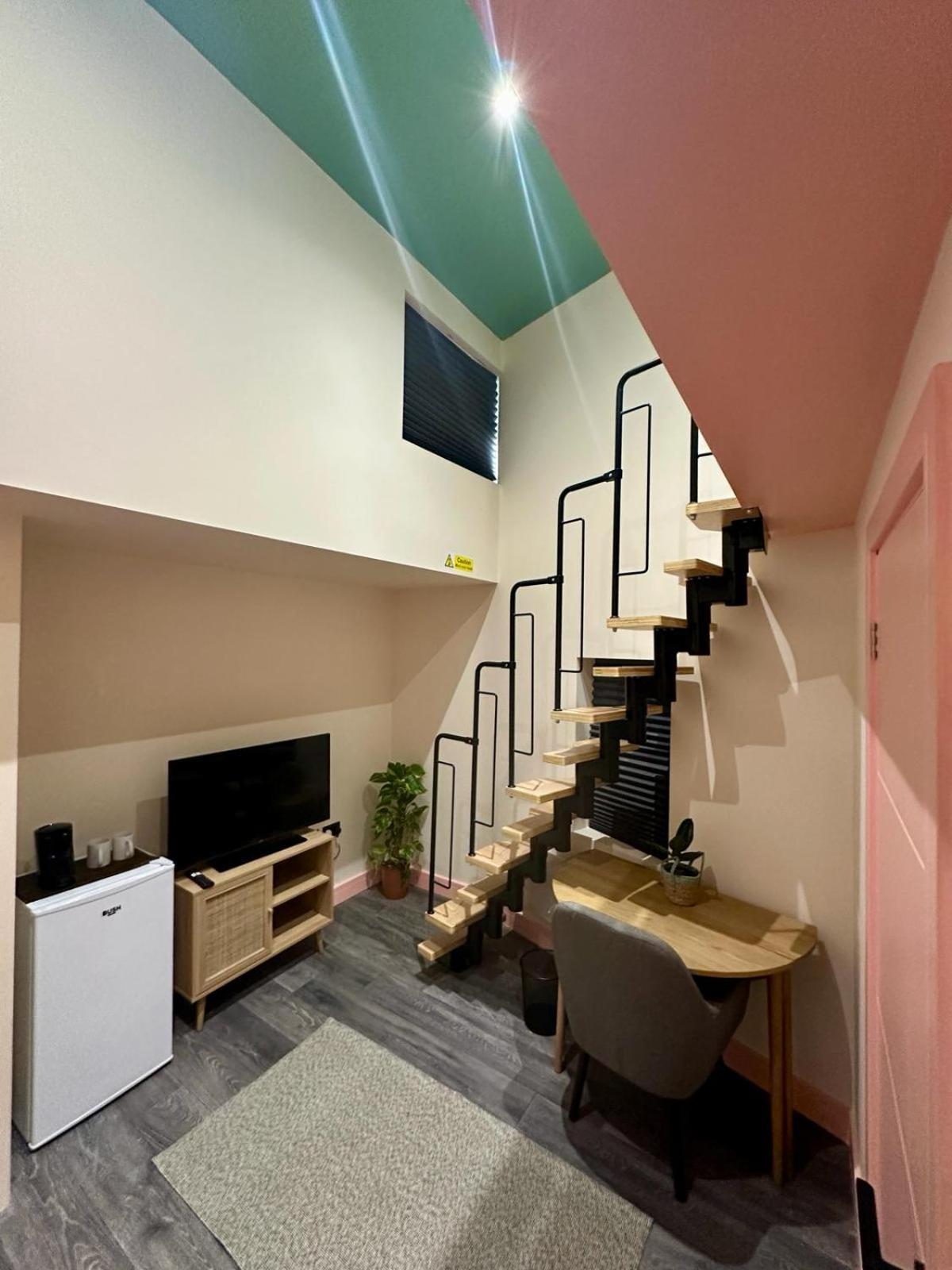 לונדון Cozy En-Suite Loft In Trendy Local מראה חיצוני תמונה