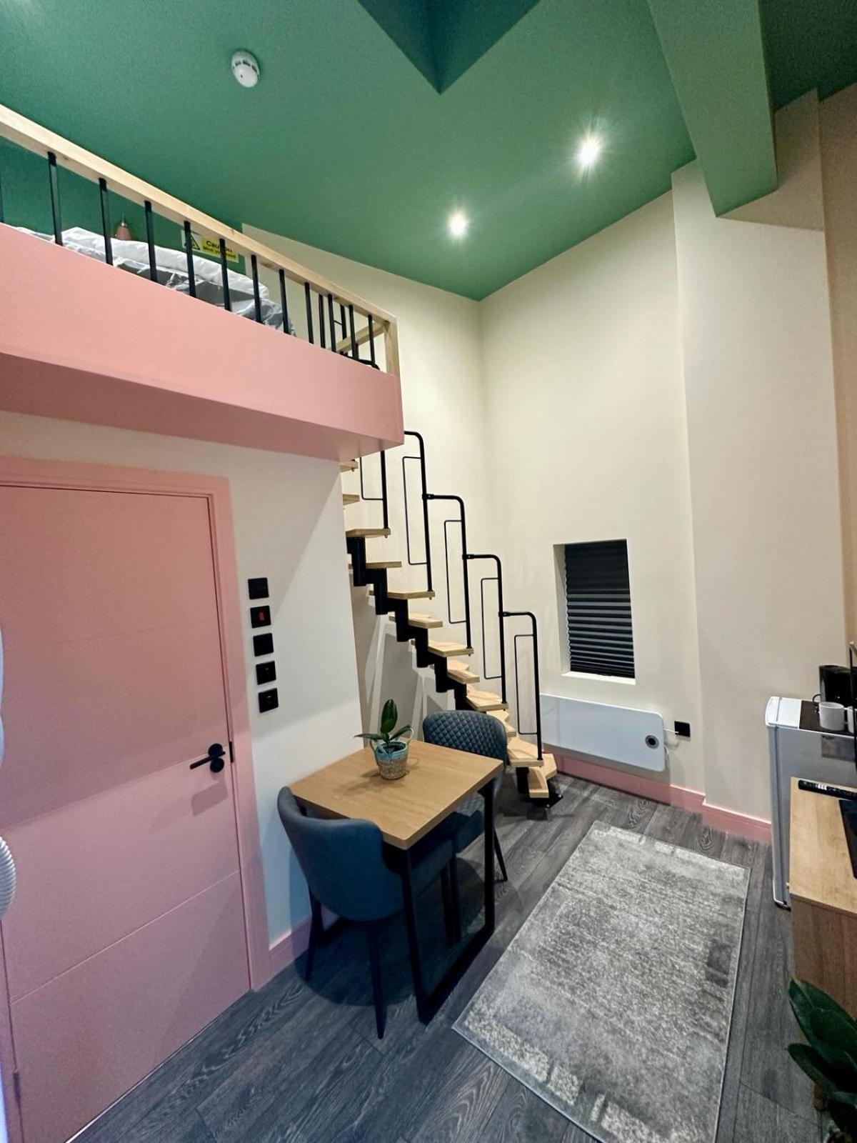 לונדון Cozy En-Suite Loft In Trendy Local מראה חיצוני תמונה
