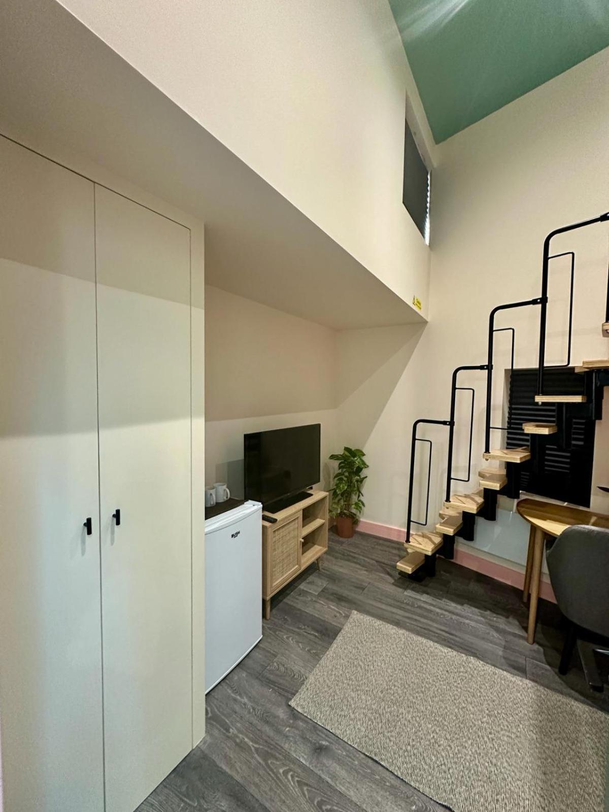 לונדון Cozy En-Suite Loft In Trendy Local מראה חיצוני תמונה