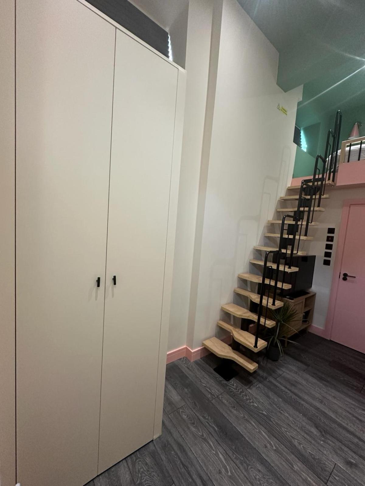לונדון Cozy En-Suite Loft In Trendy Local מראה חיצוני תמונה