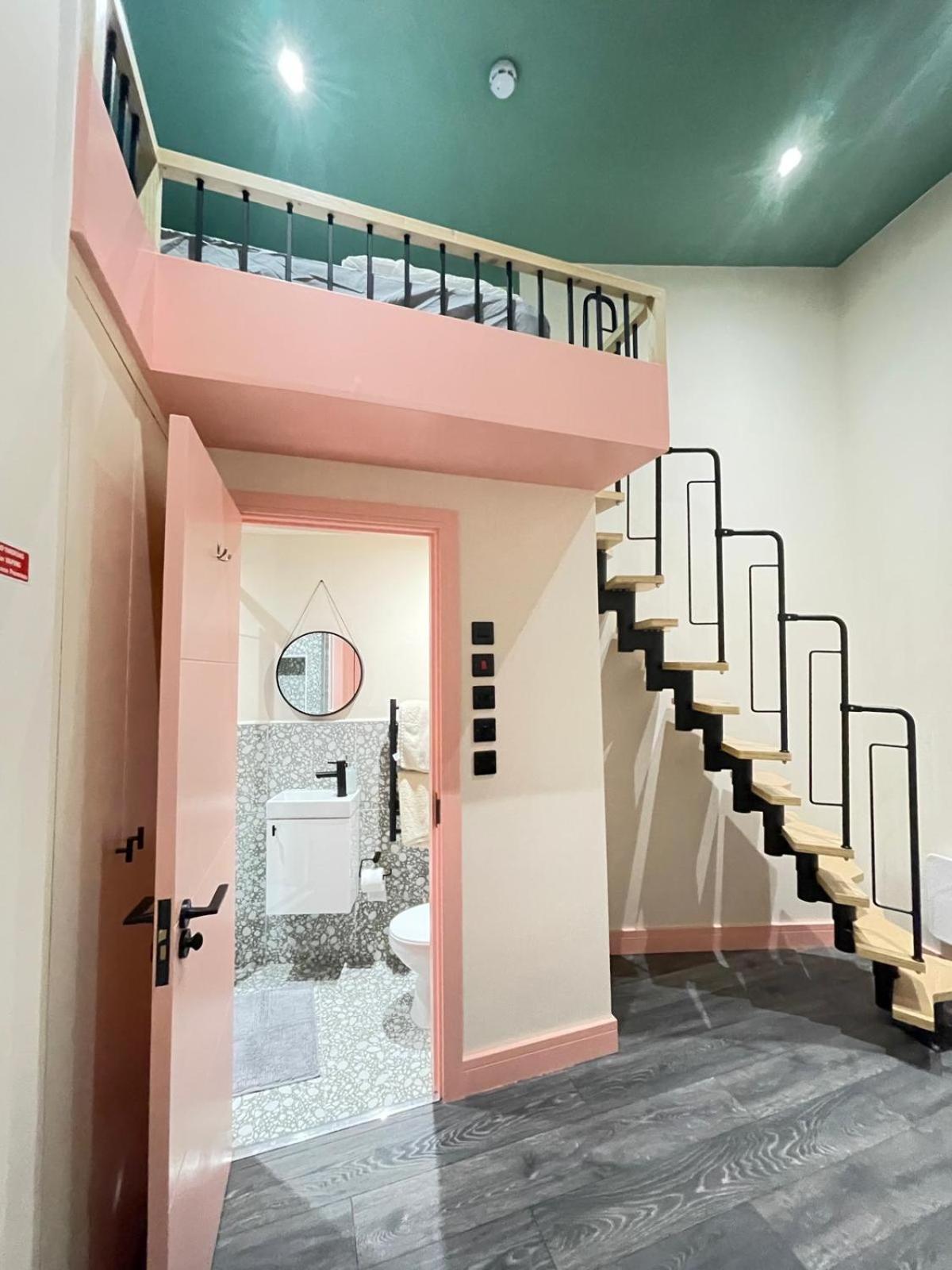 לונדון Cozy En-Suite Loft In Trendy Local מראה חיצוני תמונה